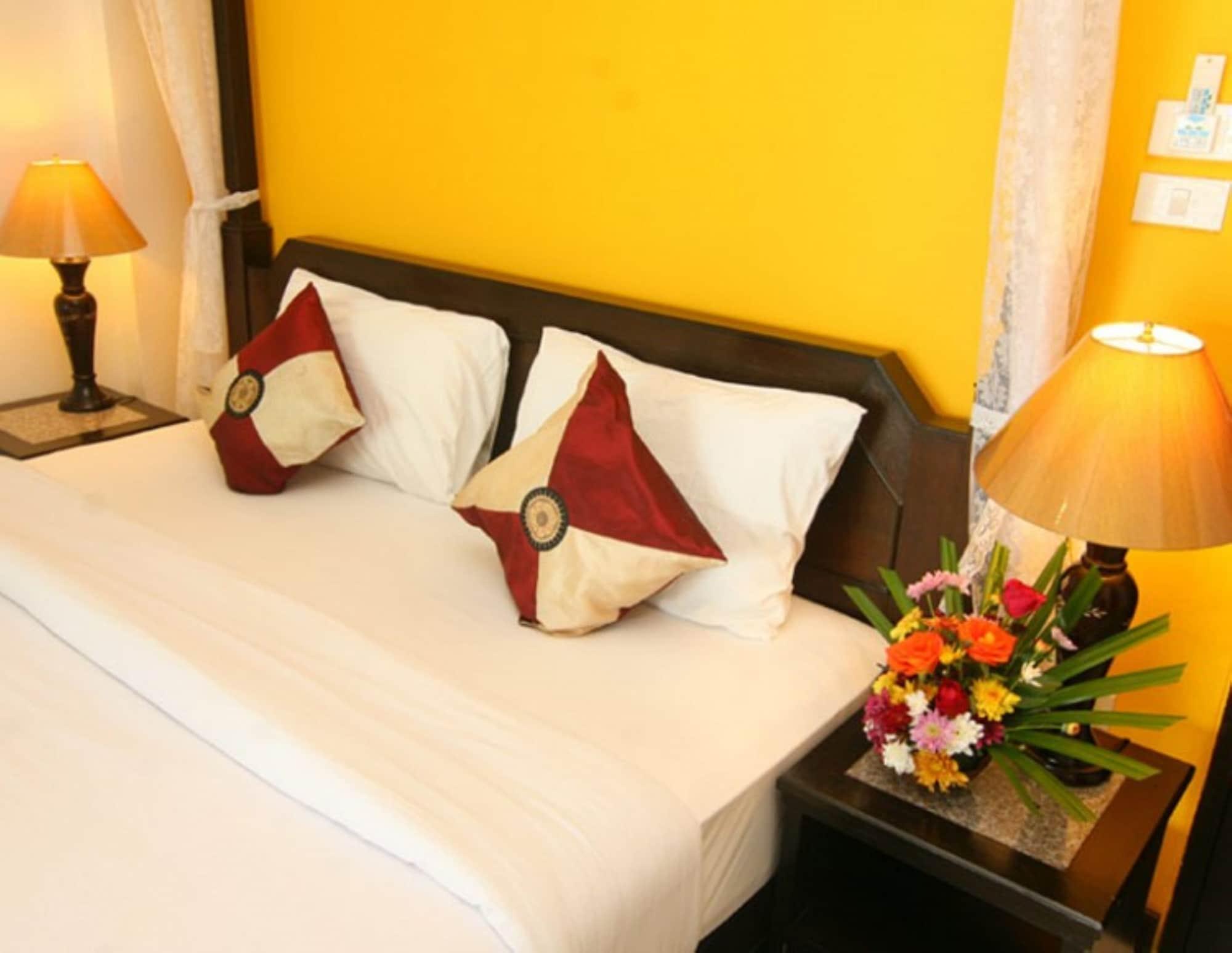Sand Sea Beach Resort Ламаи-Бич Экстерьер фото