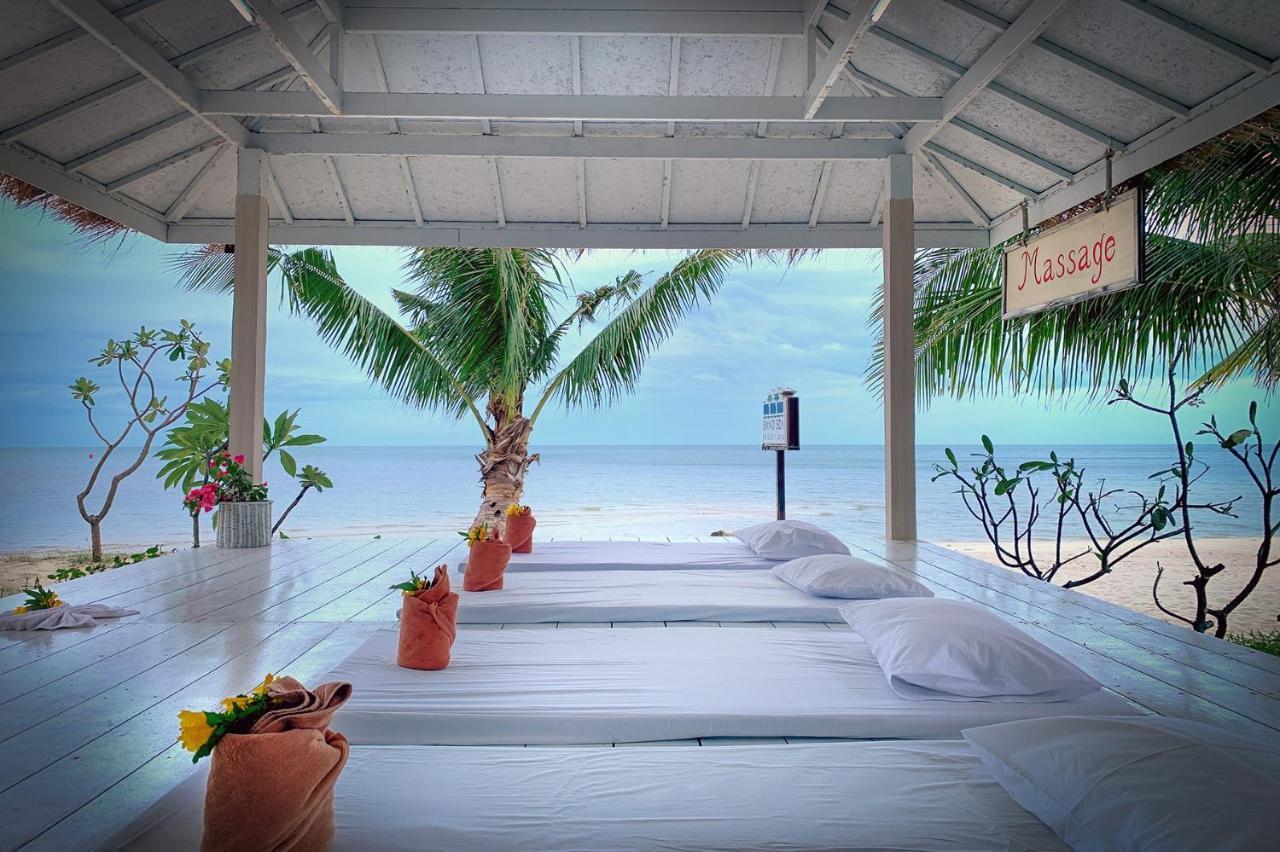 Sand Sea Beach Resort Ламаи-Бич Экстерьер фото